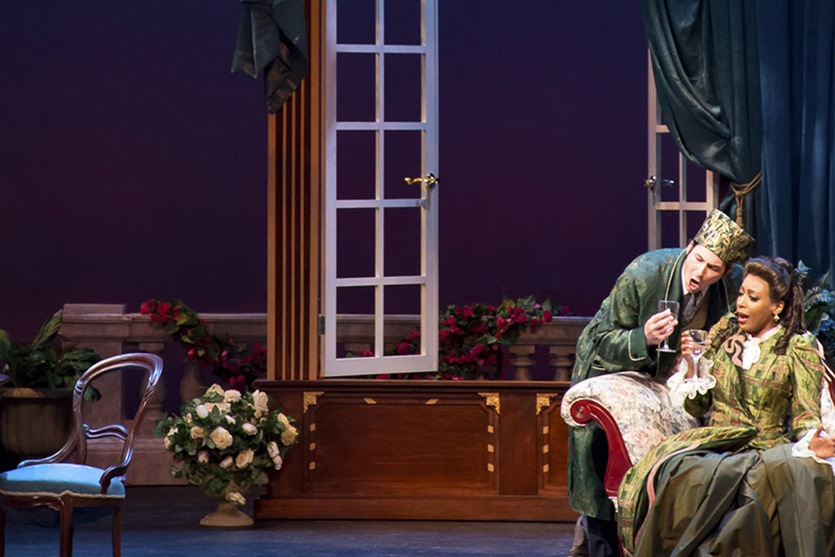 Die Fledermaus | Jefferson Ridenour